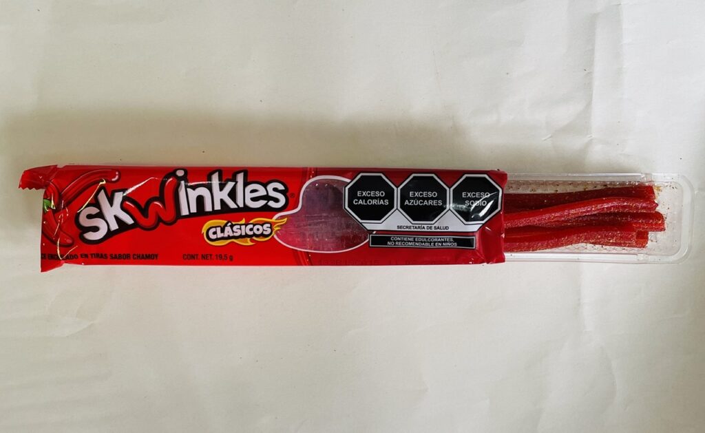 Skwinkles Chilli Gummy Candy Strips 19.5 gr Azteca Mexican Food