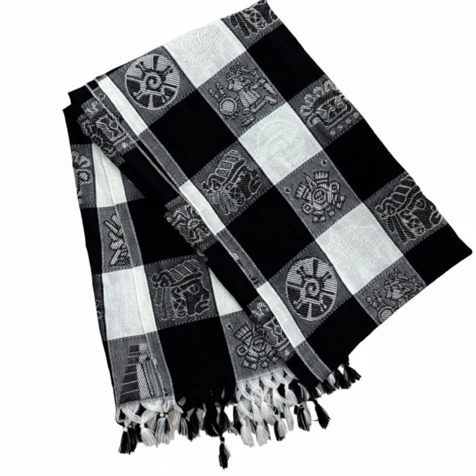 BW Decorative Table Cloth